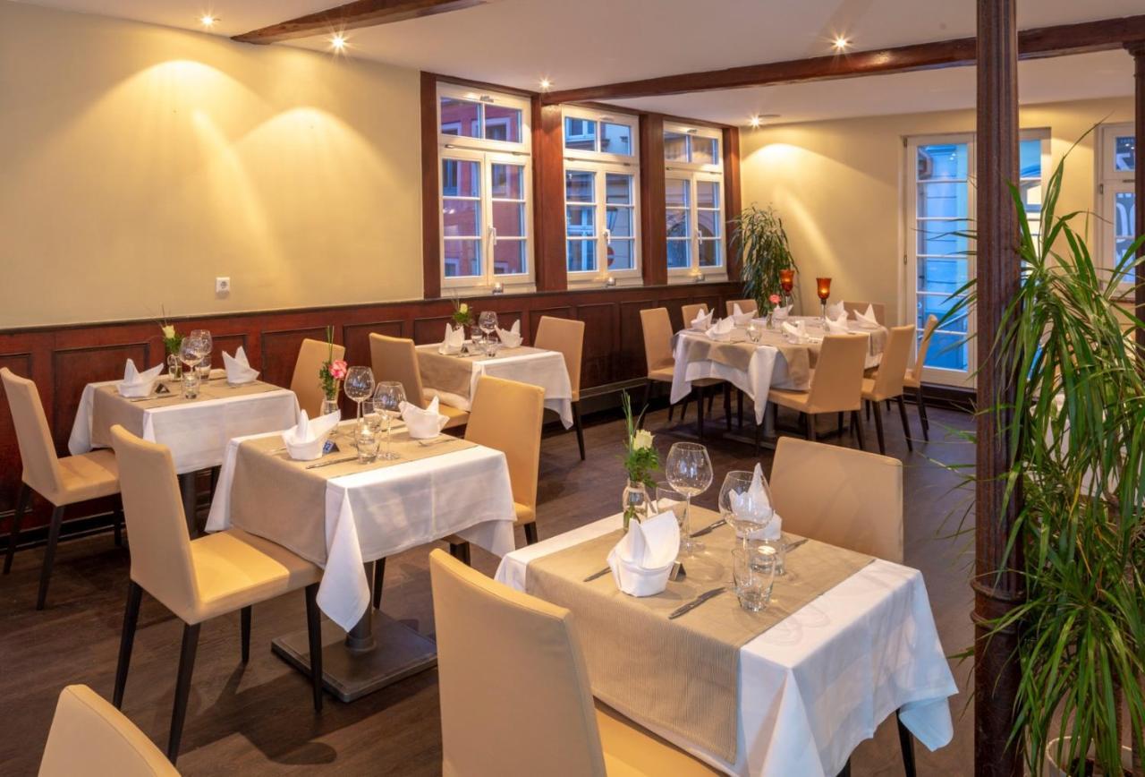להר Hotel Zum Lowen מראה חיצוני תמונה
